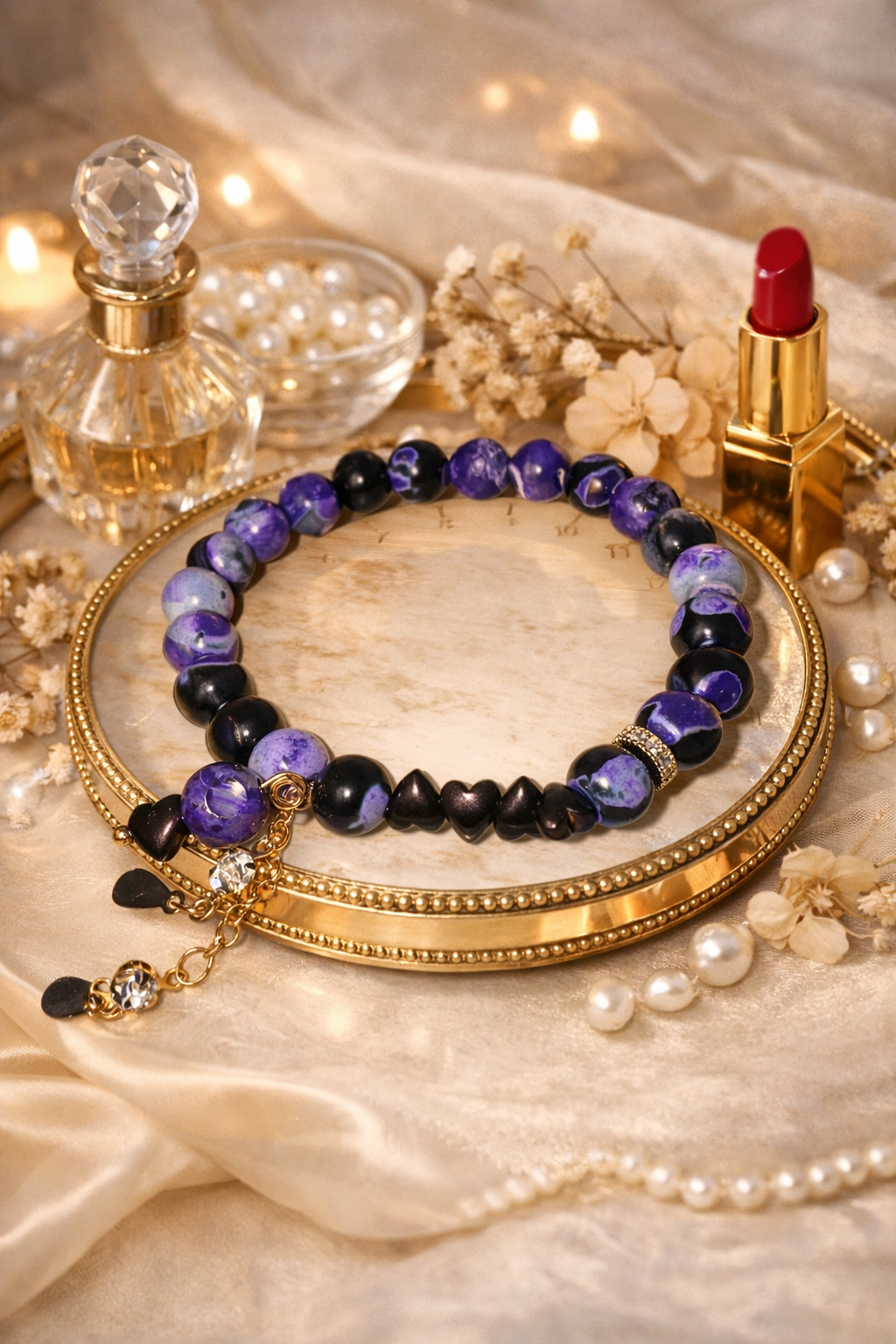 A bracelet made of agate and hematite