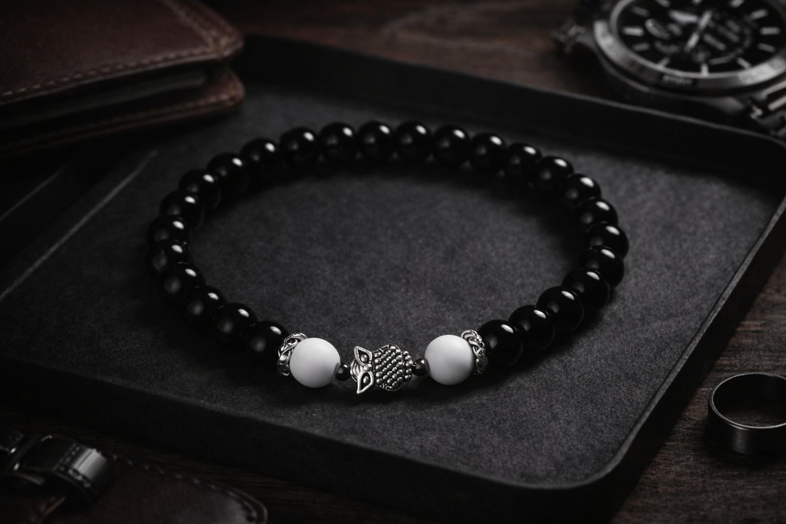 Black obsidian and white agate